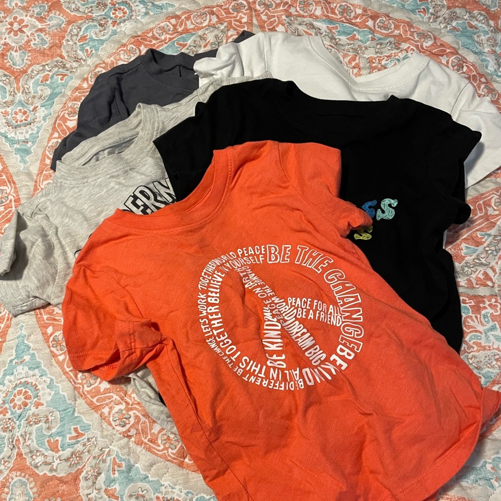 (5) 4t short sleeve t-shirts